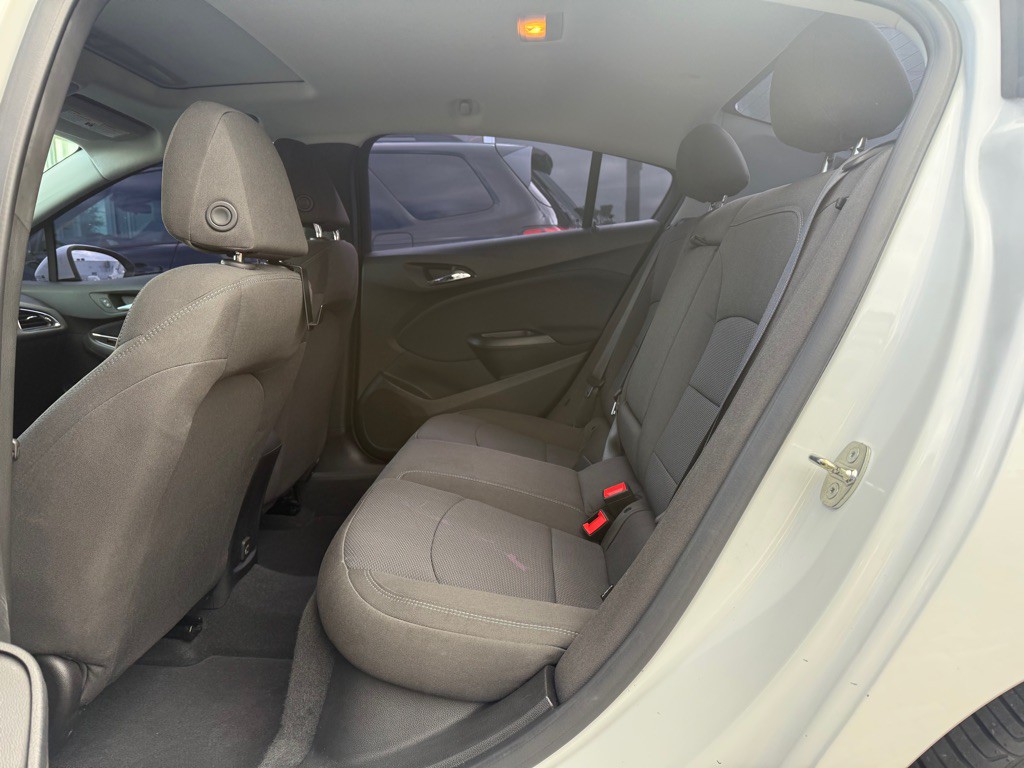 2019 Chevrolet Cruze Image 20