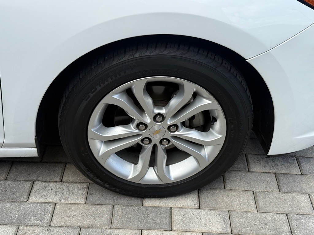 2019 Chevrolet Cruze Image 25