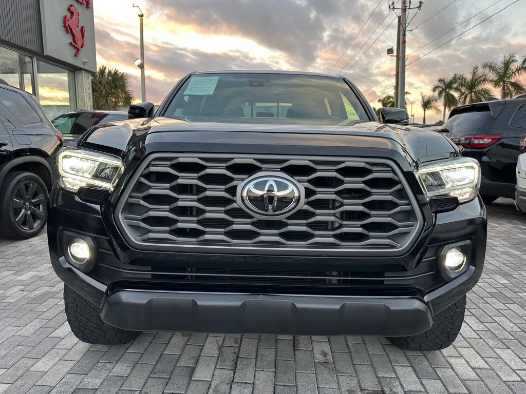 2021 Toyota Tacoma Image 2