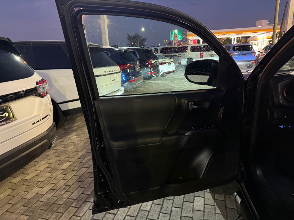 2021 Toyota Tacoma Image 31