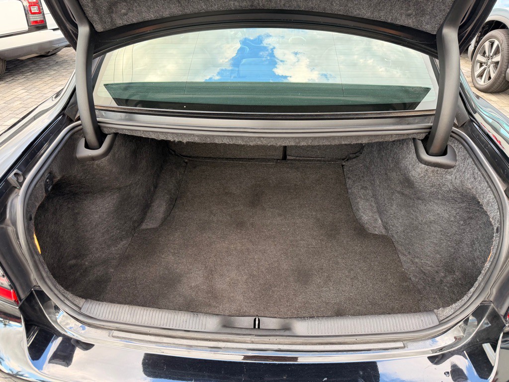 2020 Dodge Charger Image 8