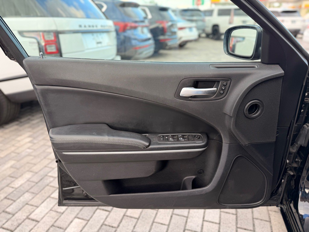 2020 Dodge Charger Image 10