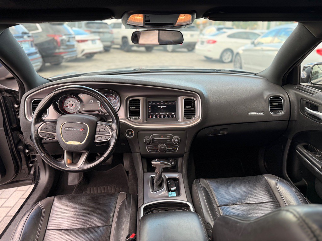 2020 Dodge Charger Image 12