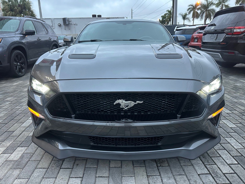 2019 Ford Mustang Image 2