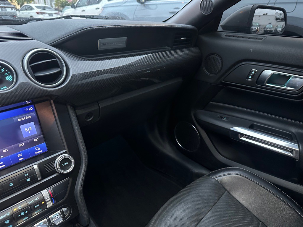 2019 Ford Mustang Image 19