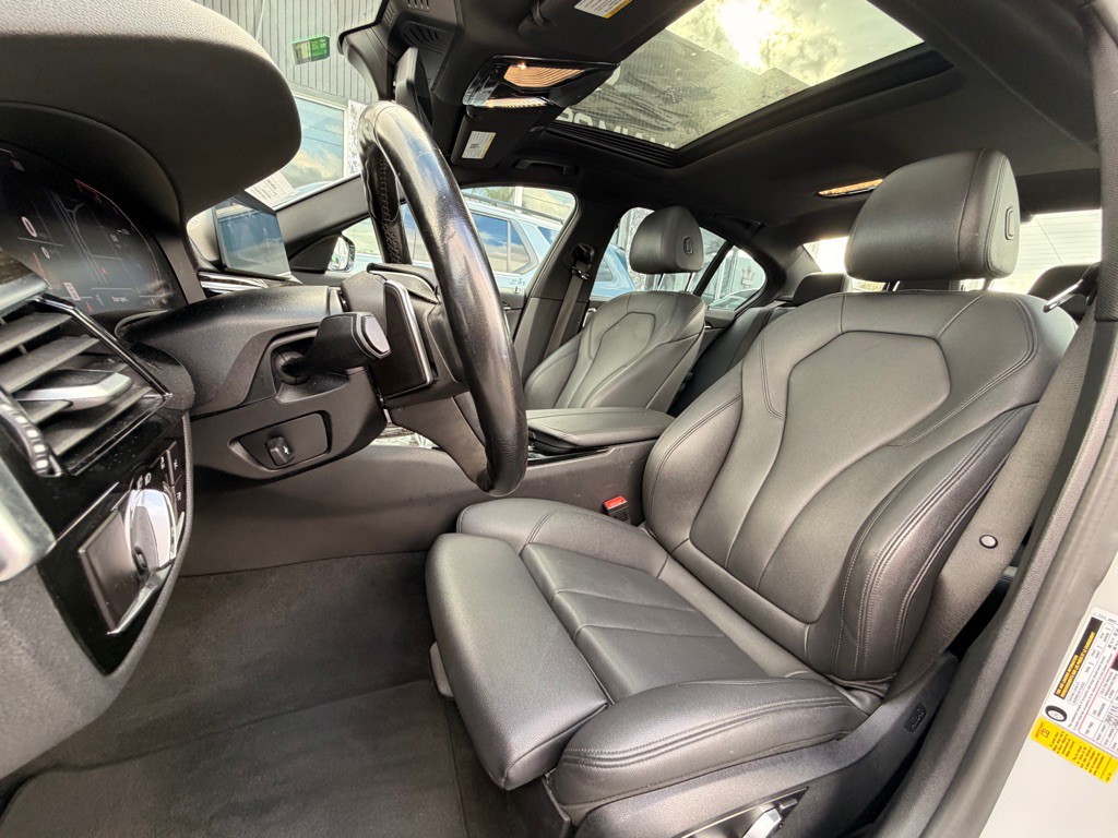 2020 BMW 5 Series Image 12