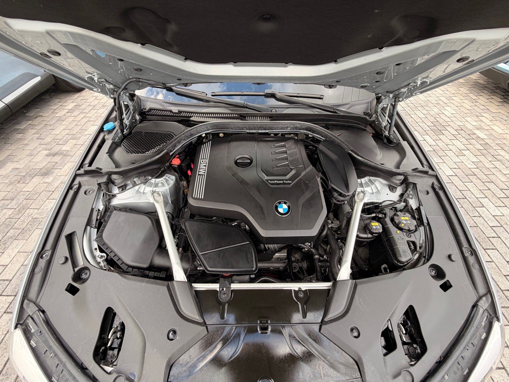 2020 BMW 5 Series Image 26