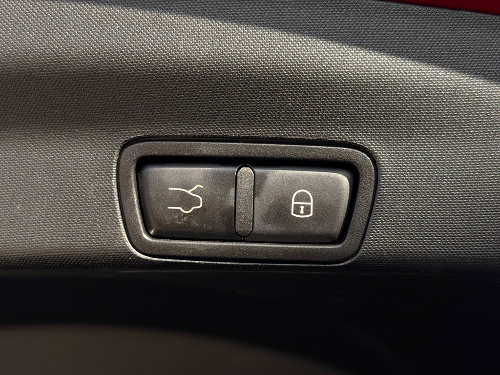 2021 Alfa Romeo Stelvio Image 9