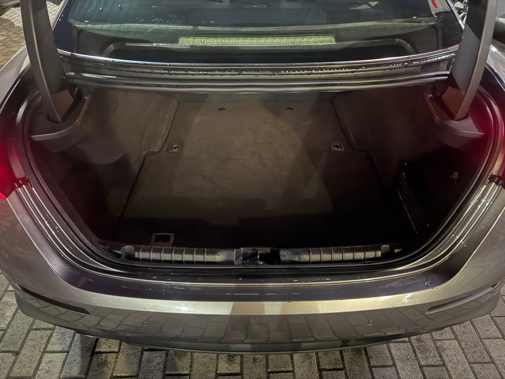 2019 Maserati Ghibli Image 7