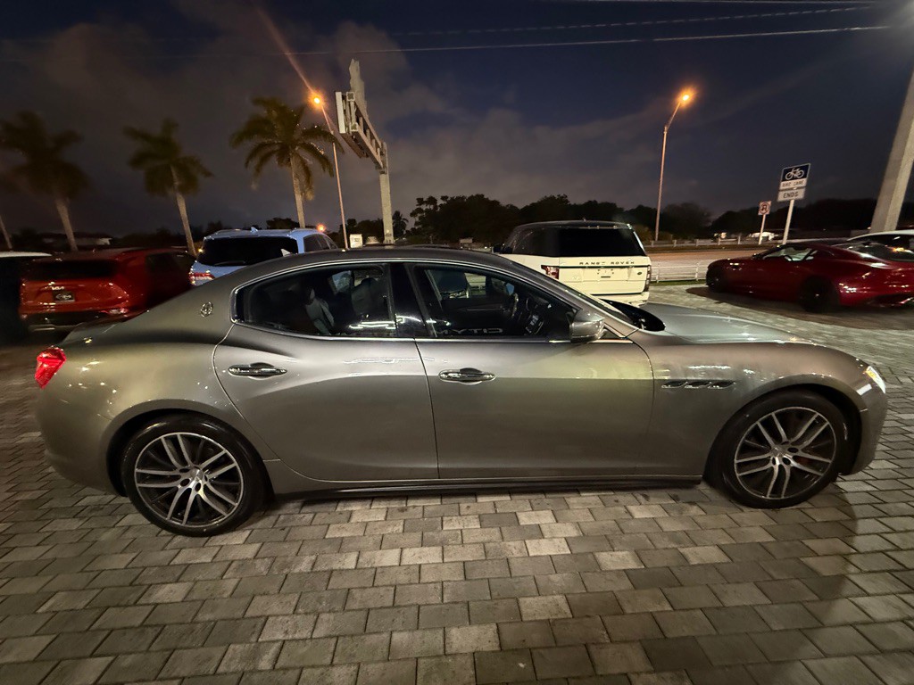 2019 Maserati Ghibli Image 9