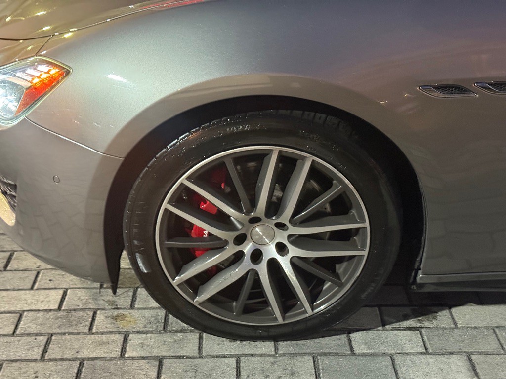 2019 Maserati Ghibli Image 30