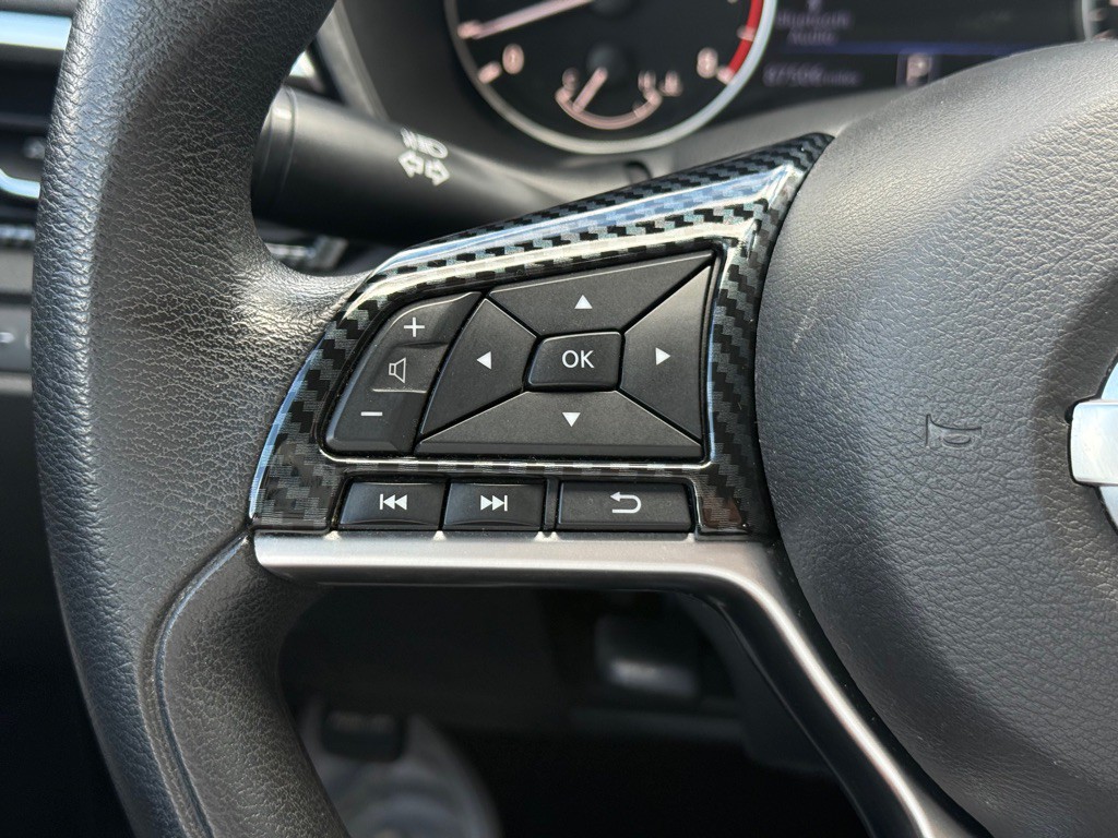 2020 Nissan Altima Image 12