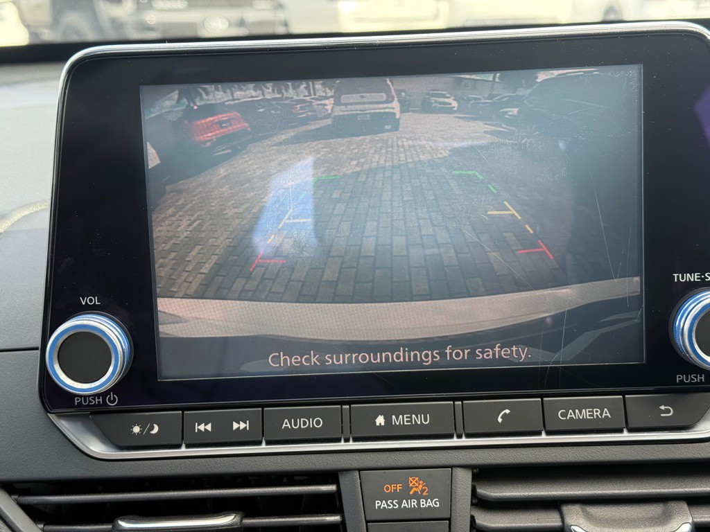 2020 Nissan Altima Image 18