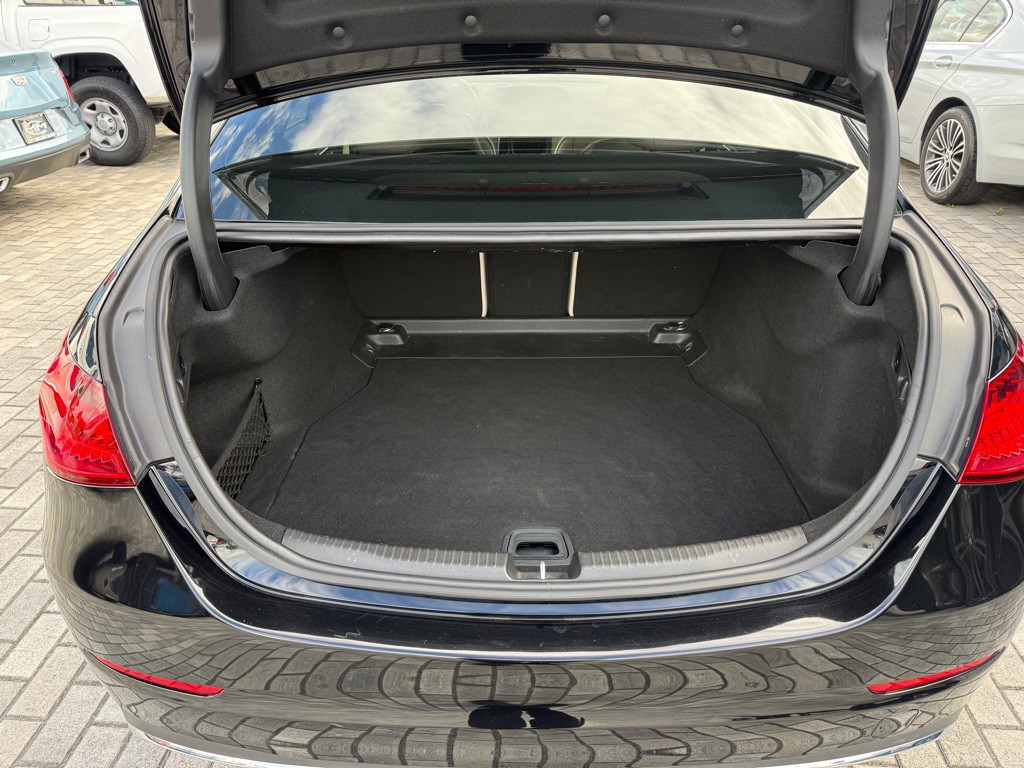 2022 Mercedes-Benz C-Class Image 6