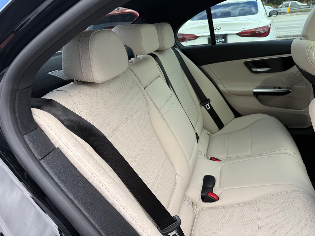 2022 Mercedes-Benz C-Class Image 28