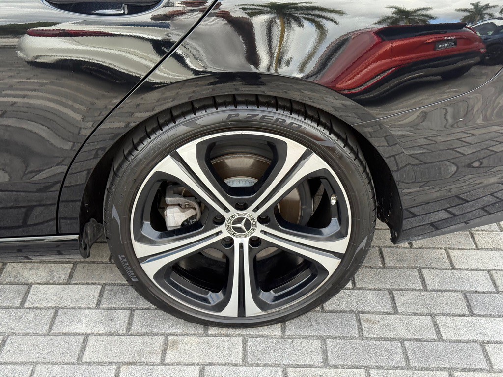 2022 Mercedes-Benz C-Class Image 35