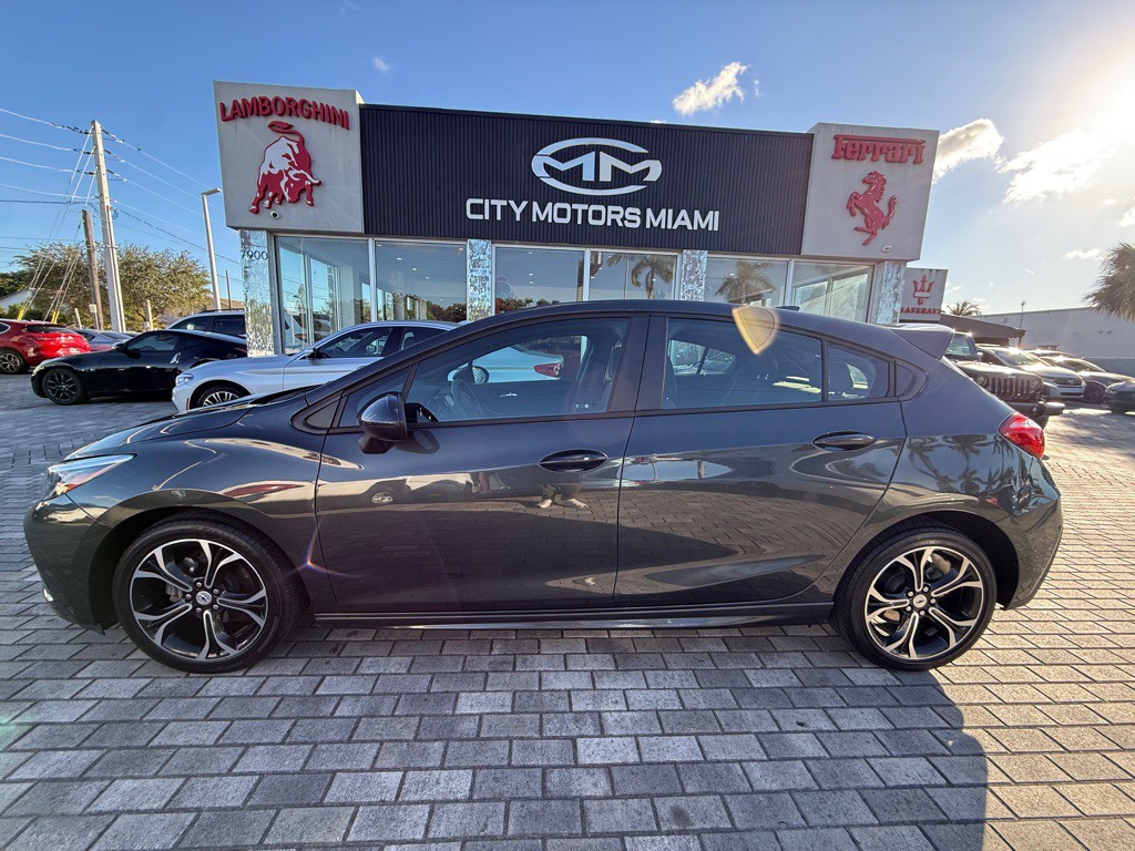 2019 Chevrolet Cruze Image 4