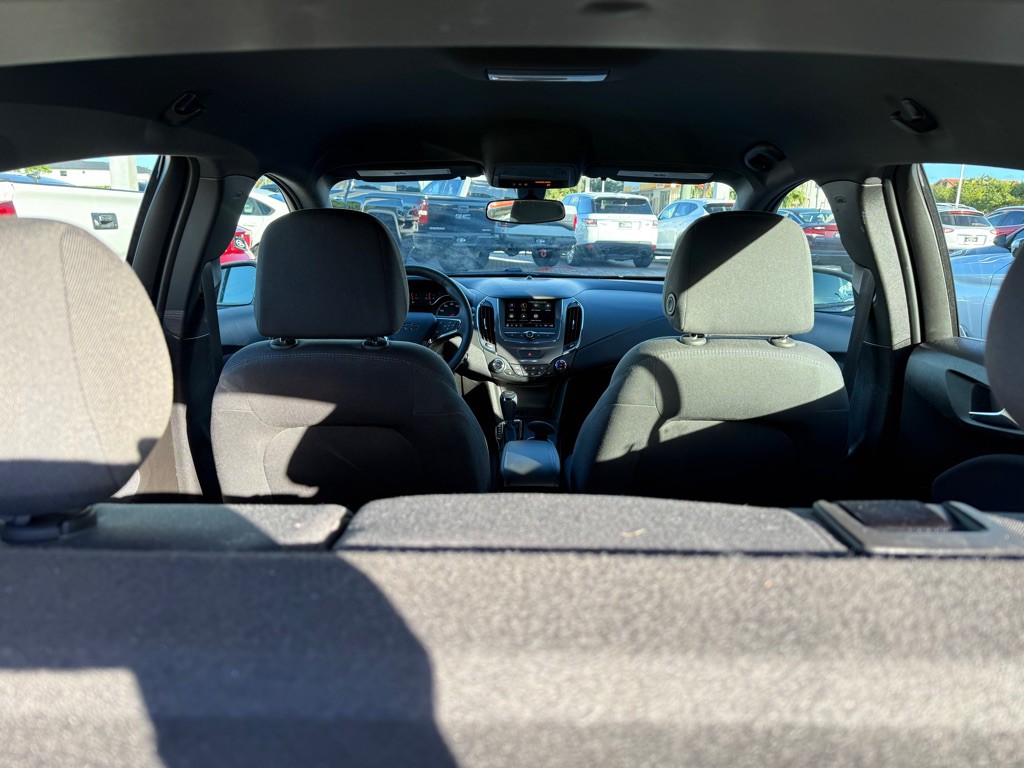 2019 Chevrolet Cruze Image 9