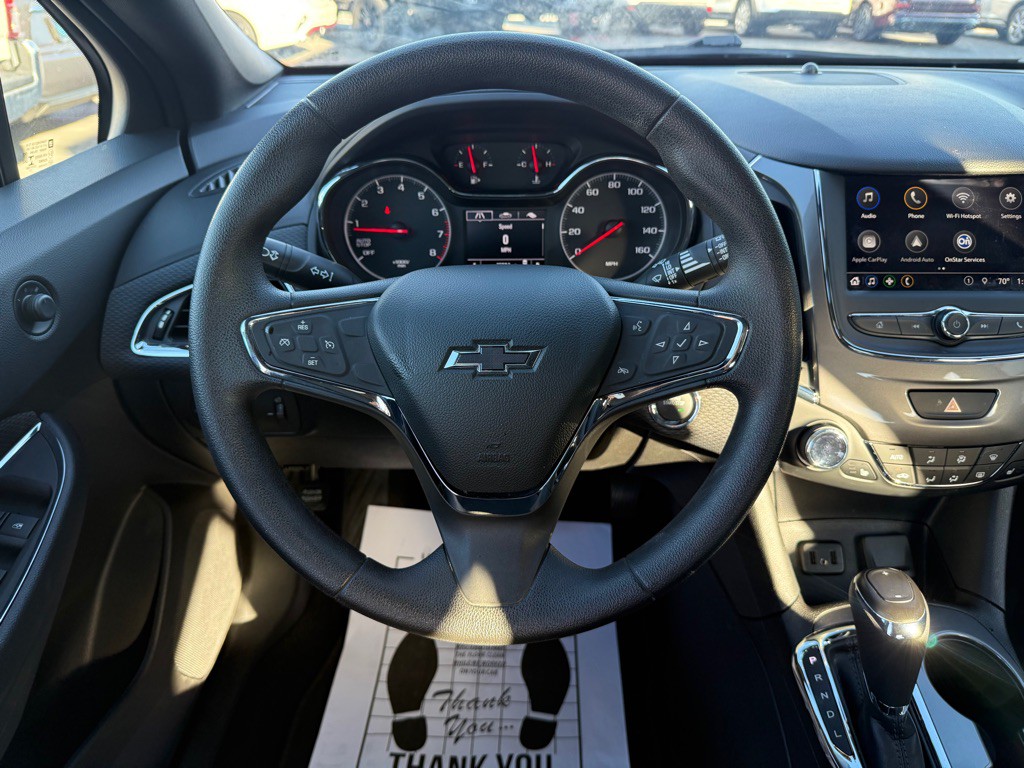 2019 Chevrolet Cruze Image 12