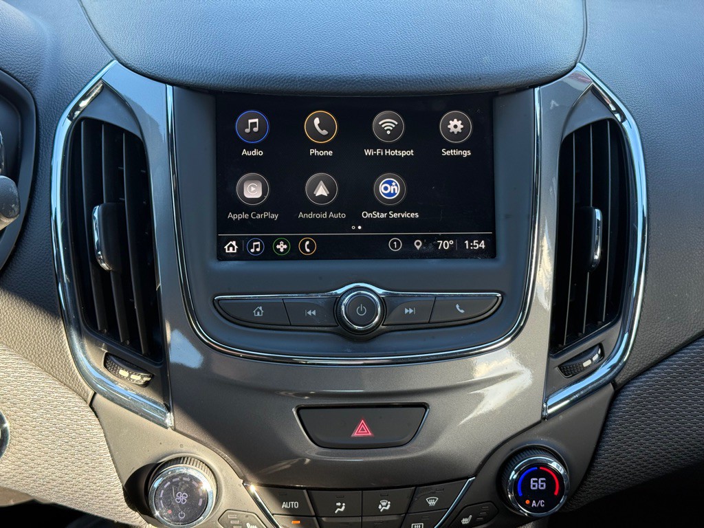 2019 Chevrolet Cruze Image 22