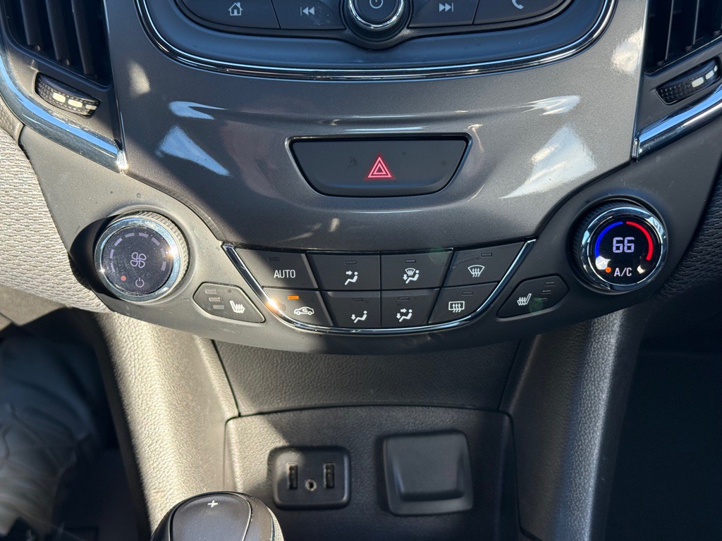 2019 Chevrolet Cruze Image 23