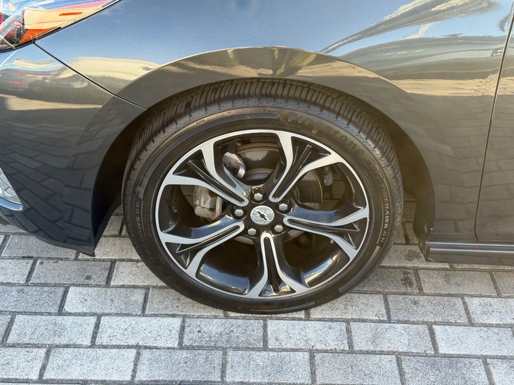 2019 Chevrolet Cruze Image 37