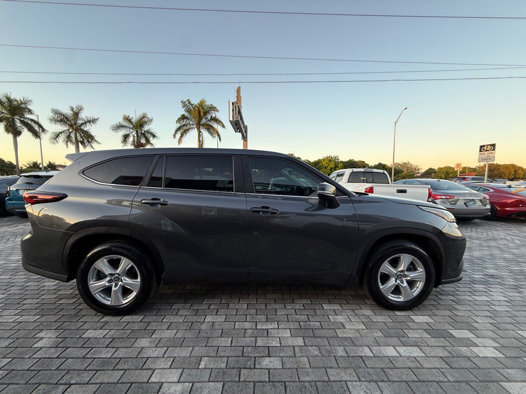2024 Toyota Highlander Image 11