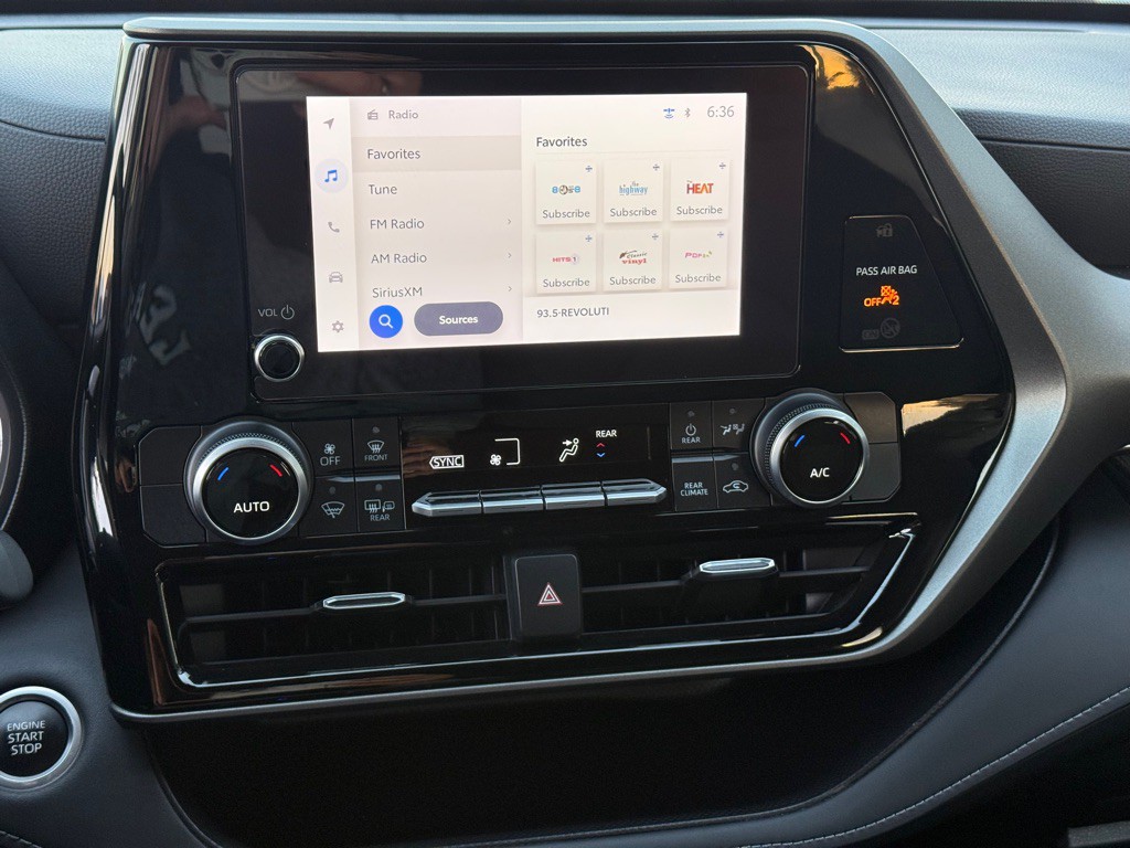 2024 Toyota Highlander Image 21