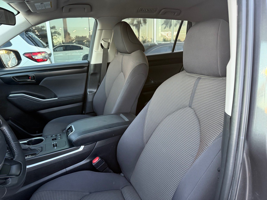 2024 Toyota Highlander Image 31