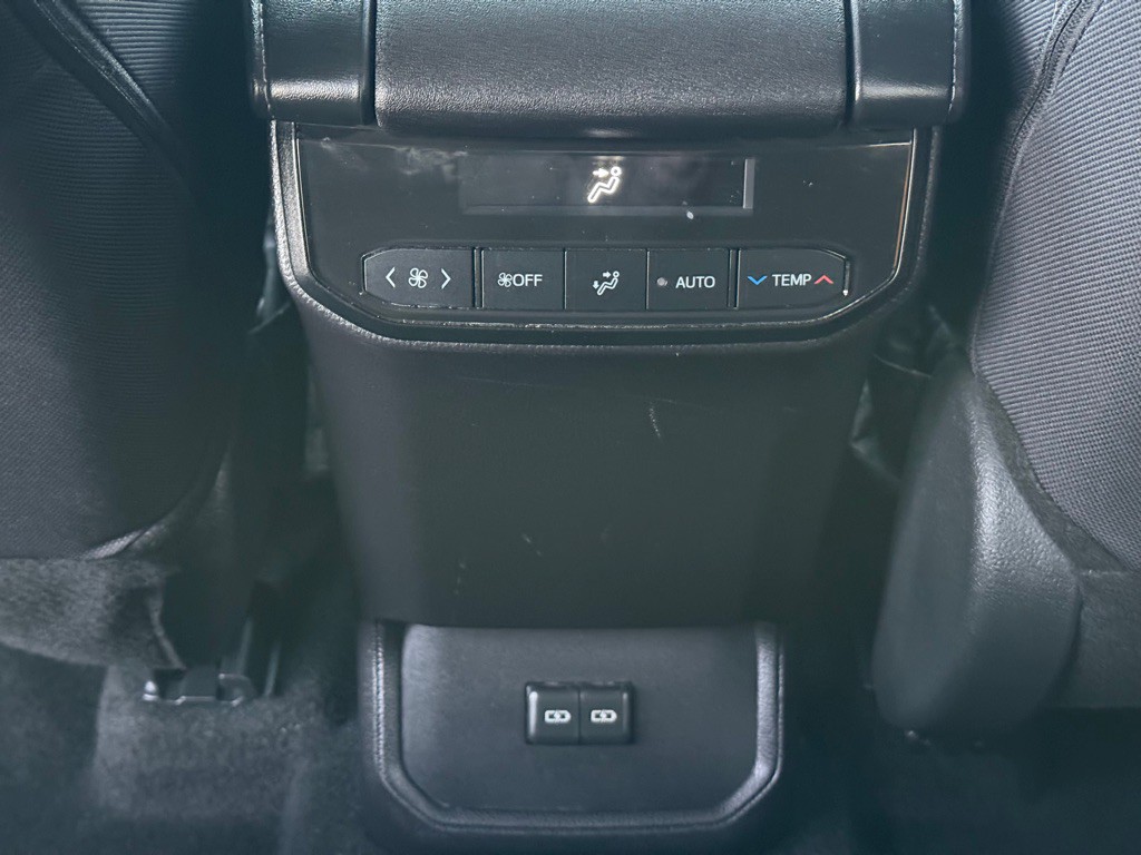 2024 Toyota Highlander Image 35