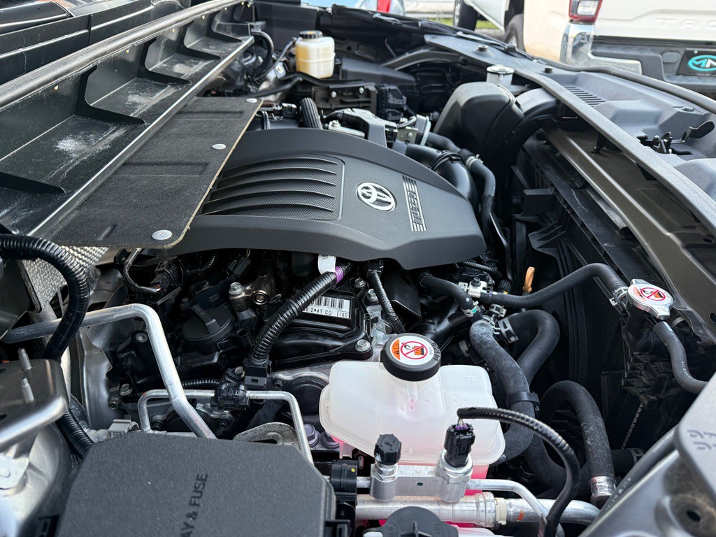 2024 Toyota Highlander Image 42