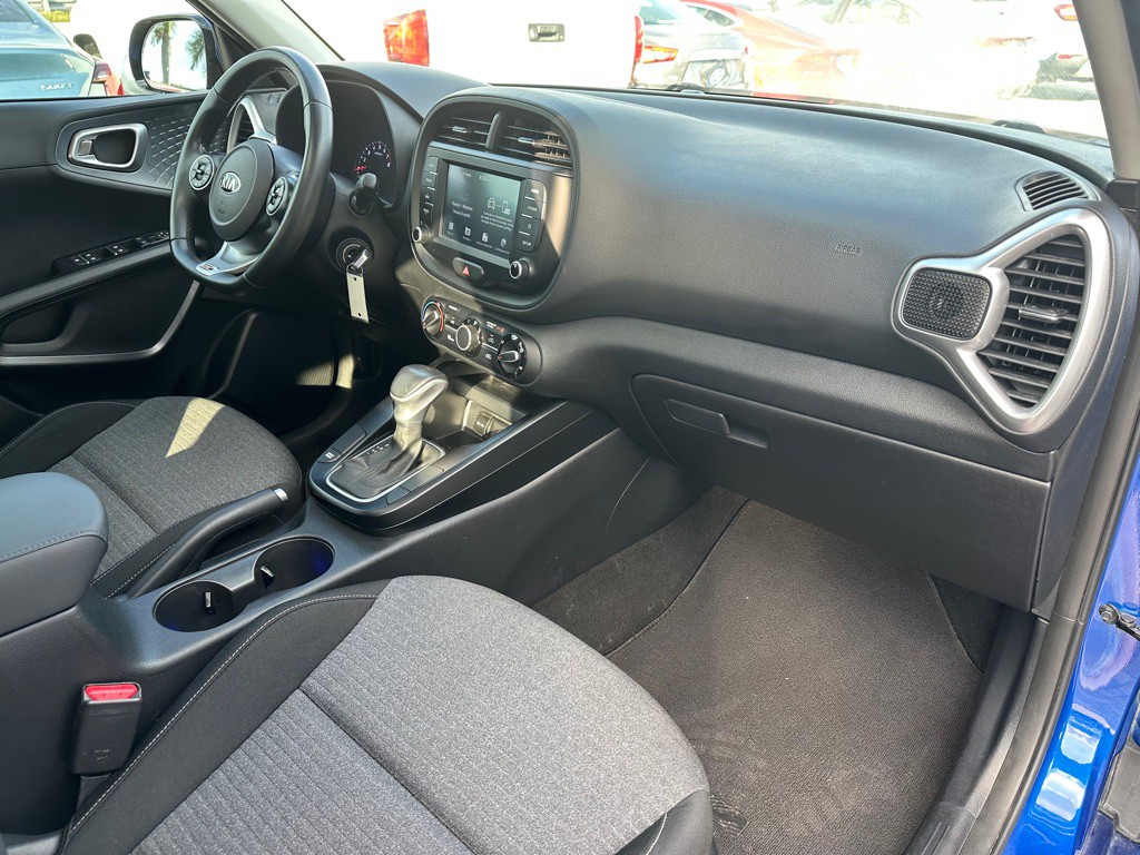 2021 Kia Soul Image 24