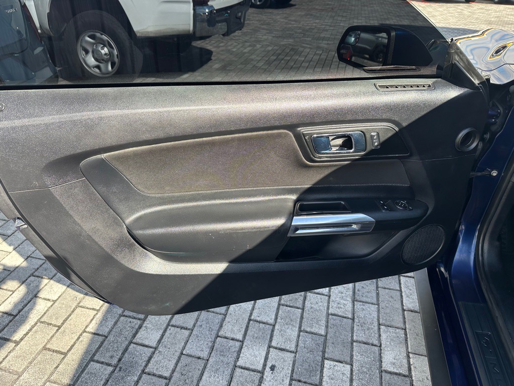 2018 Ford Mustang Image 10