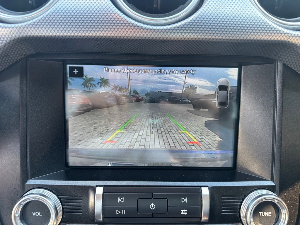 2018 Ford Mustang Image 18