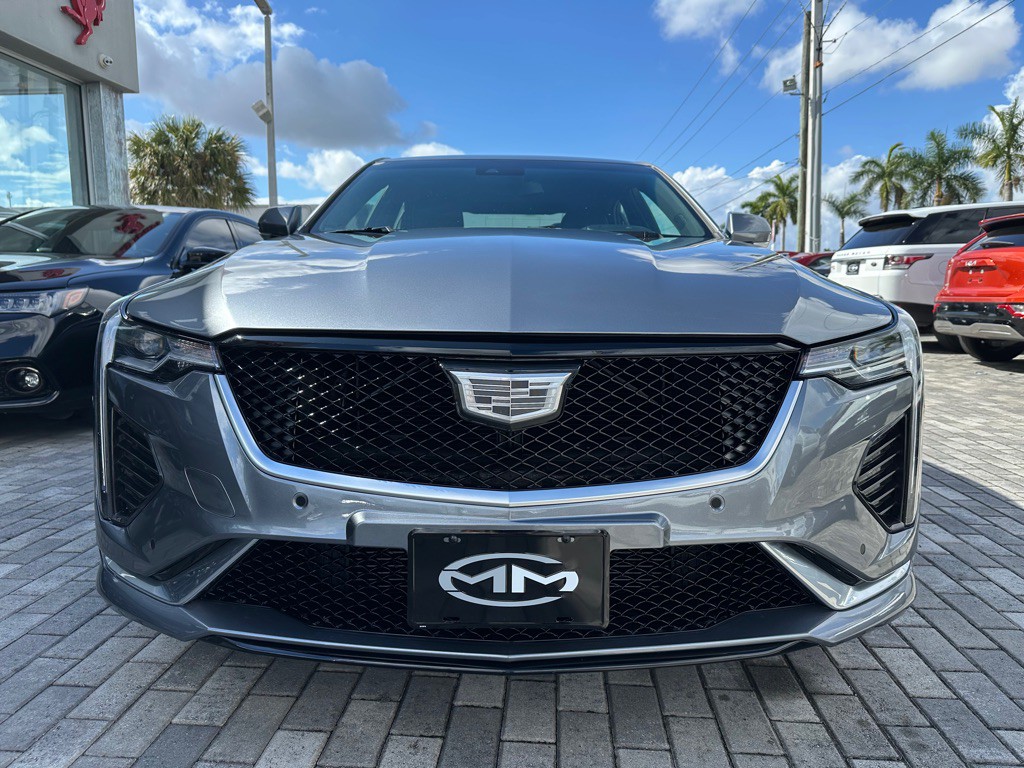 2022 Cadillac CT4 Image 2