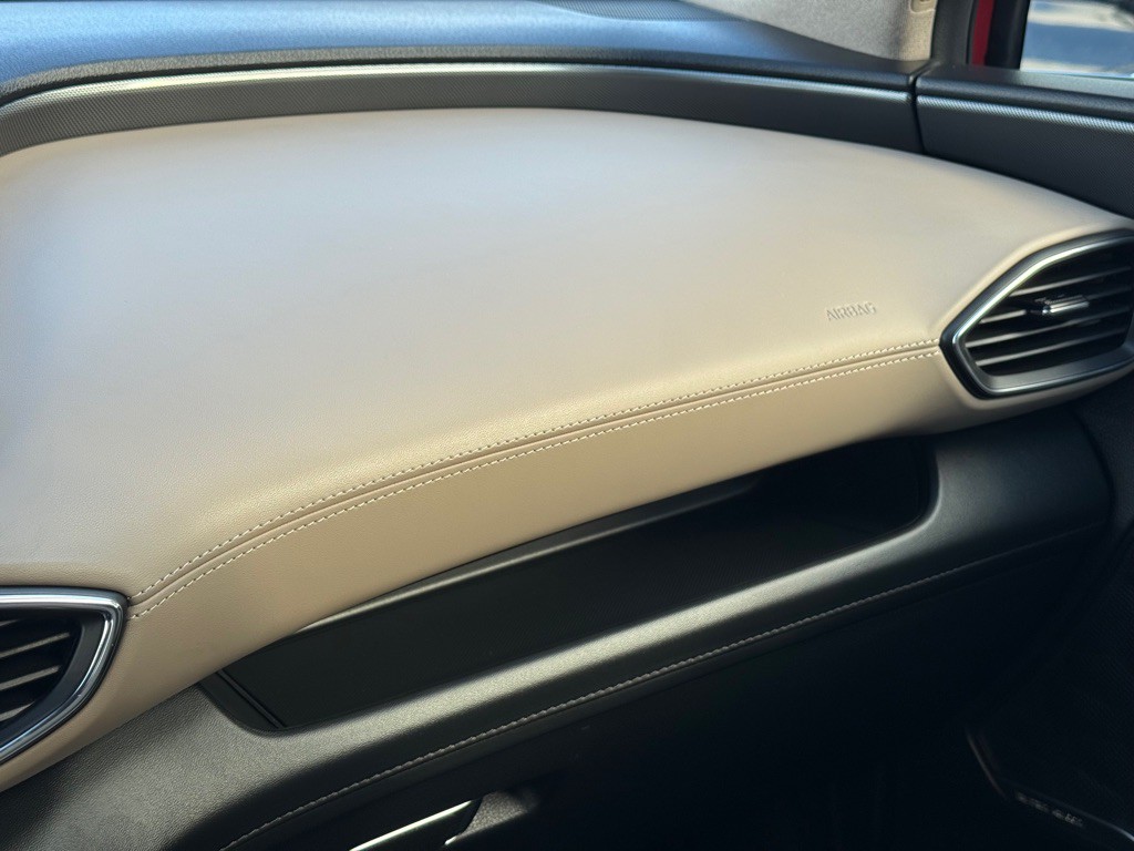 2021 Hyundai Santa Fe Image 25