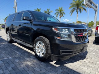 Image for 2020 Chevrolet Suburban 1500 LT ID: 7164392