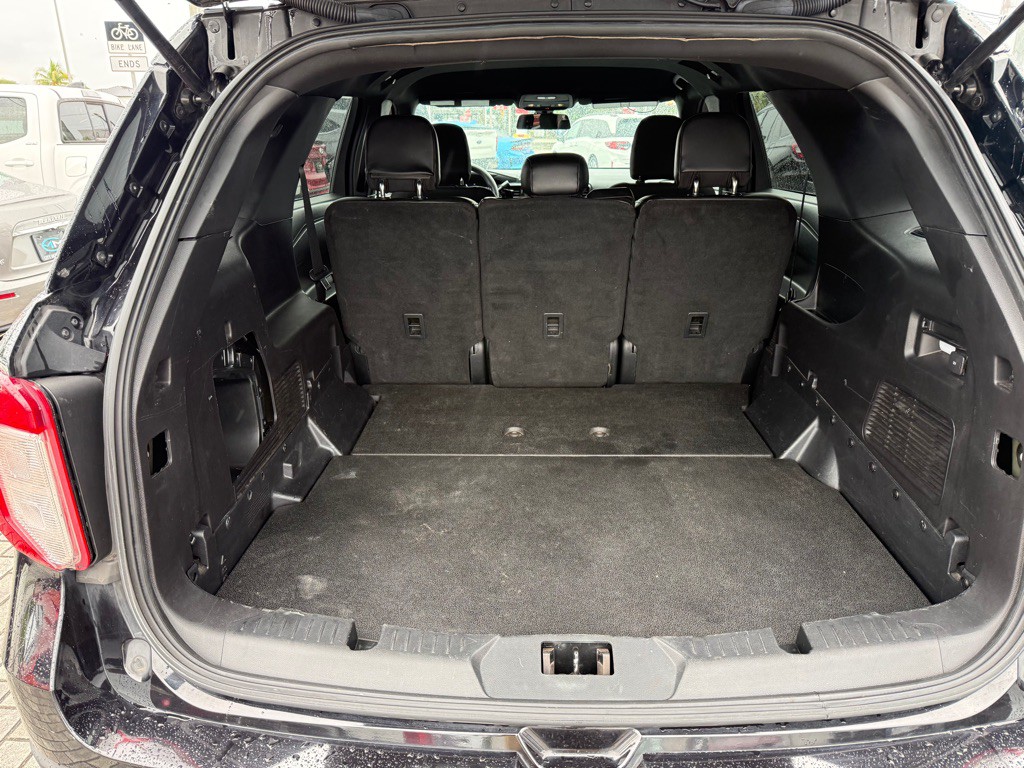 2020 Ford Explorer Image 6