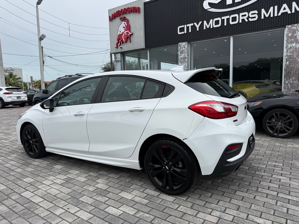 2018 Chevrolet Cruze Image 5