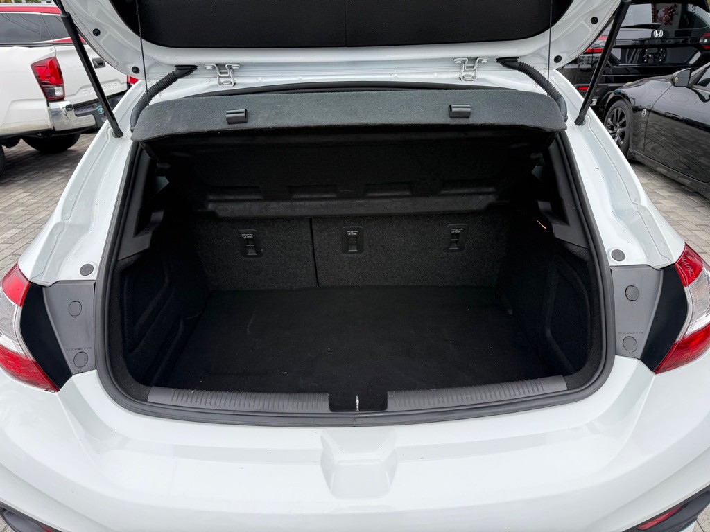 2018 Chevrolet Cruze Image 7