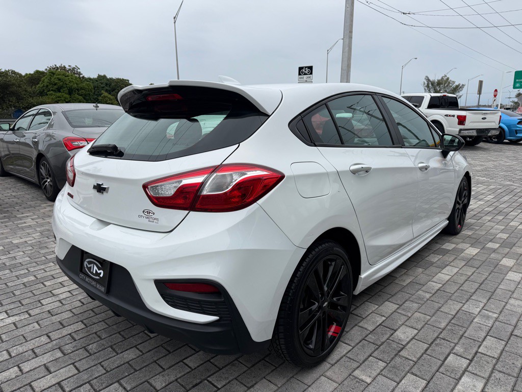 2018 Chevrolet Cruze Image 8