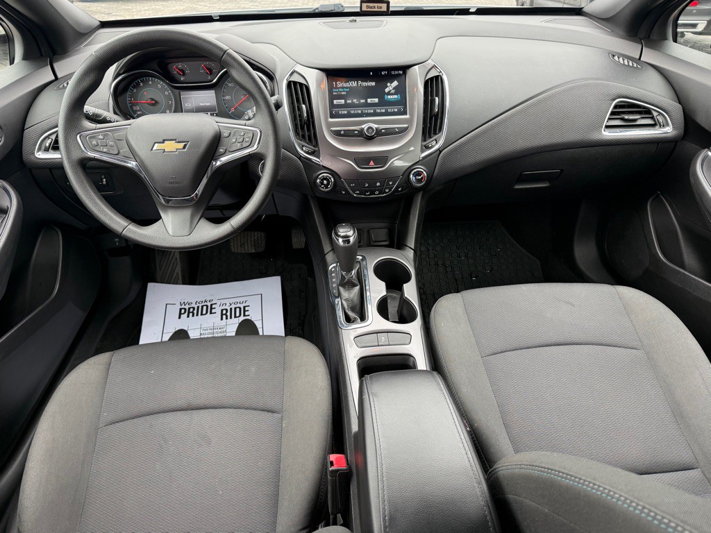 2018 Chevrolet Cruze Image 12