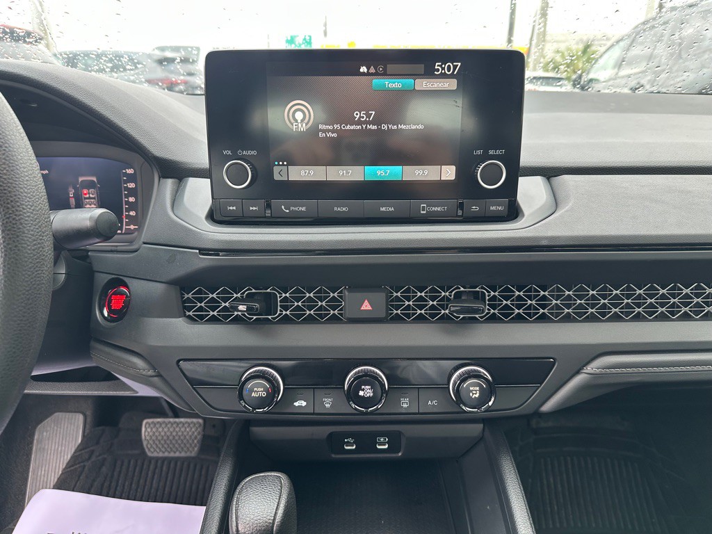 2023 Honda Accord Image 16