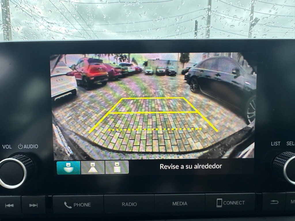 2023 Honda Accord Image 17