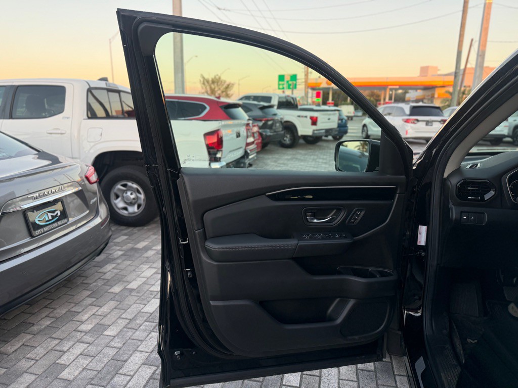 2025 Honda Pilot Image 29