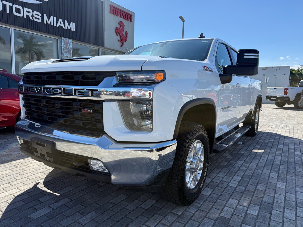 2023 Chevrolet Silverado 1500 Image 3