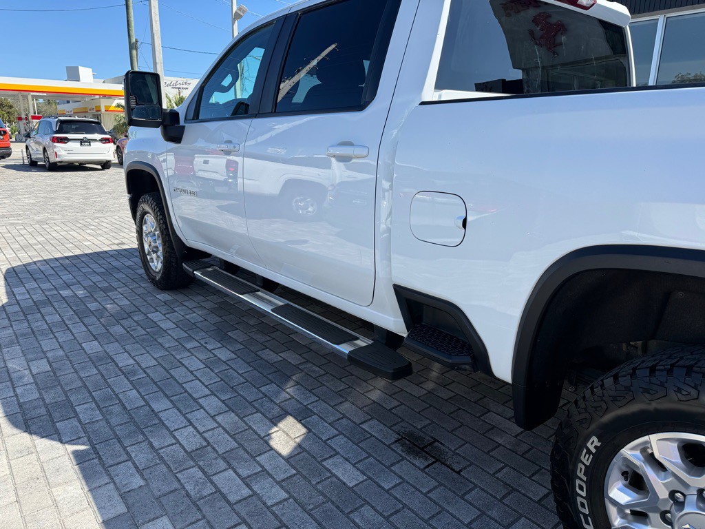 2023 Chevrolet Silverado 1500 Image 5