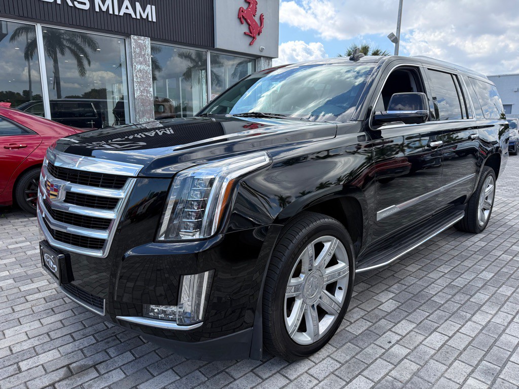 2020 Cadillac Escalade Image 3