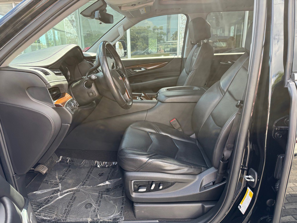2020 Cadillac Escalade Image 12