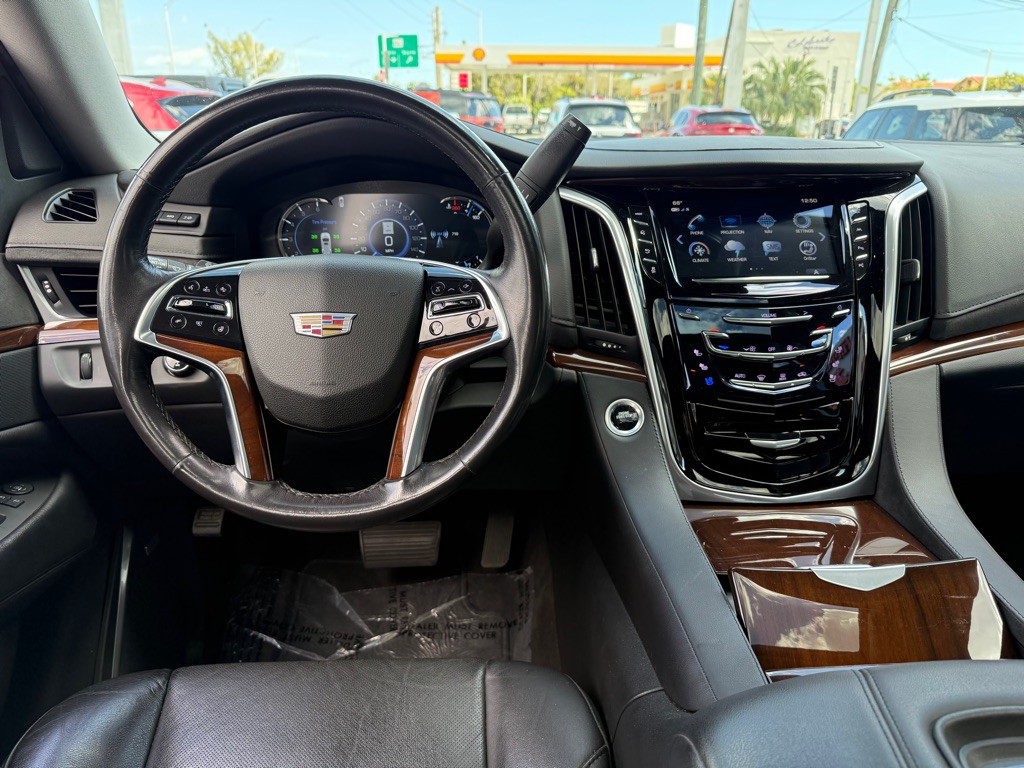 2020 Cadillac Escalade Image 16